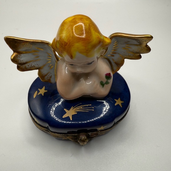 Limoges Porcelain Angel Trinket Box with Blue Trim - Picture 3 of 9